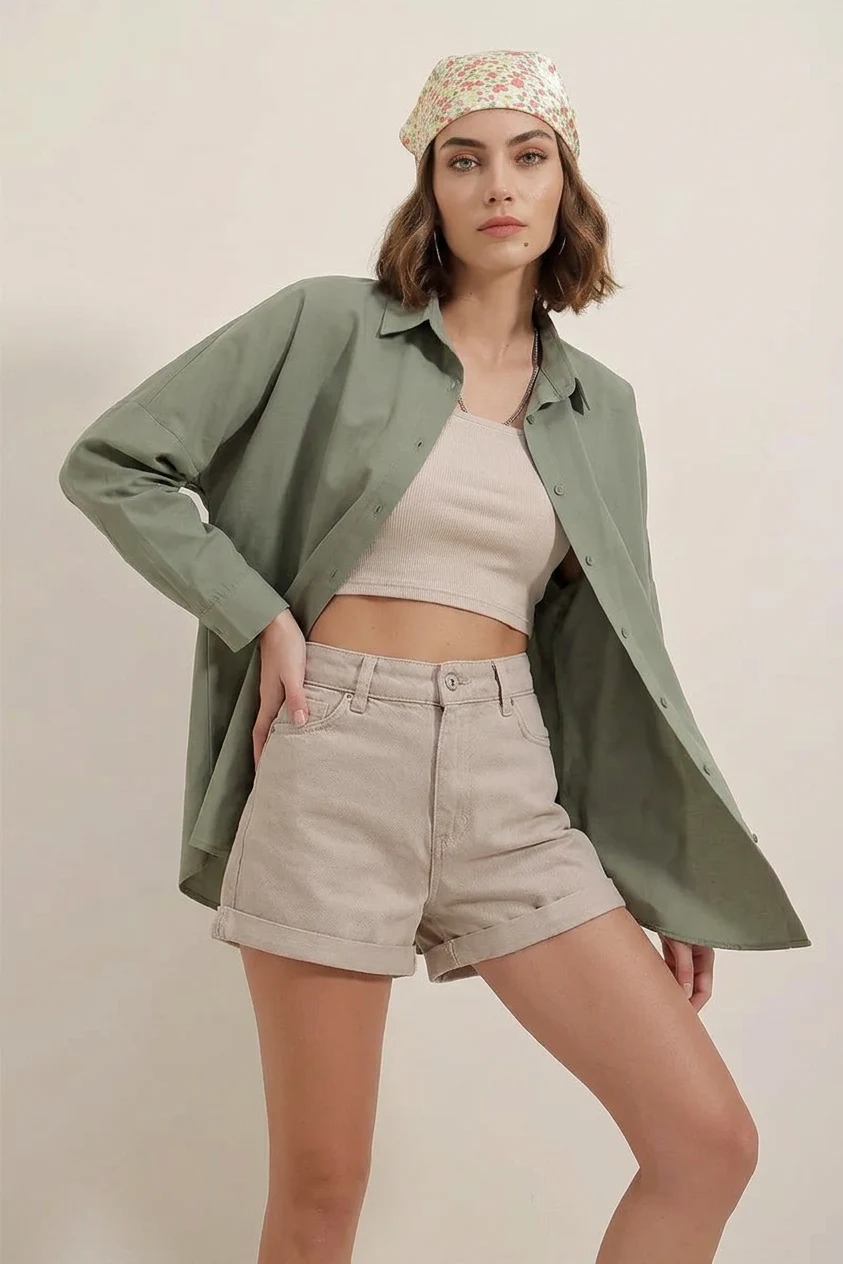  Kadın Oversize Kesim Basic Pamuklu Haki Gömlek 