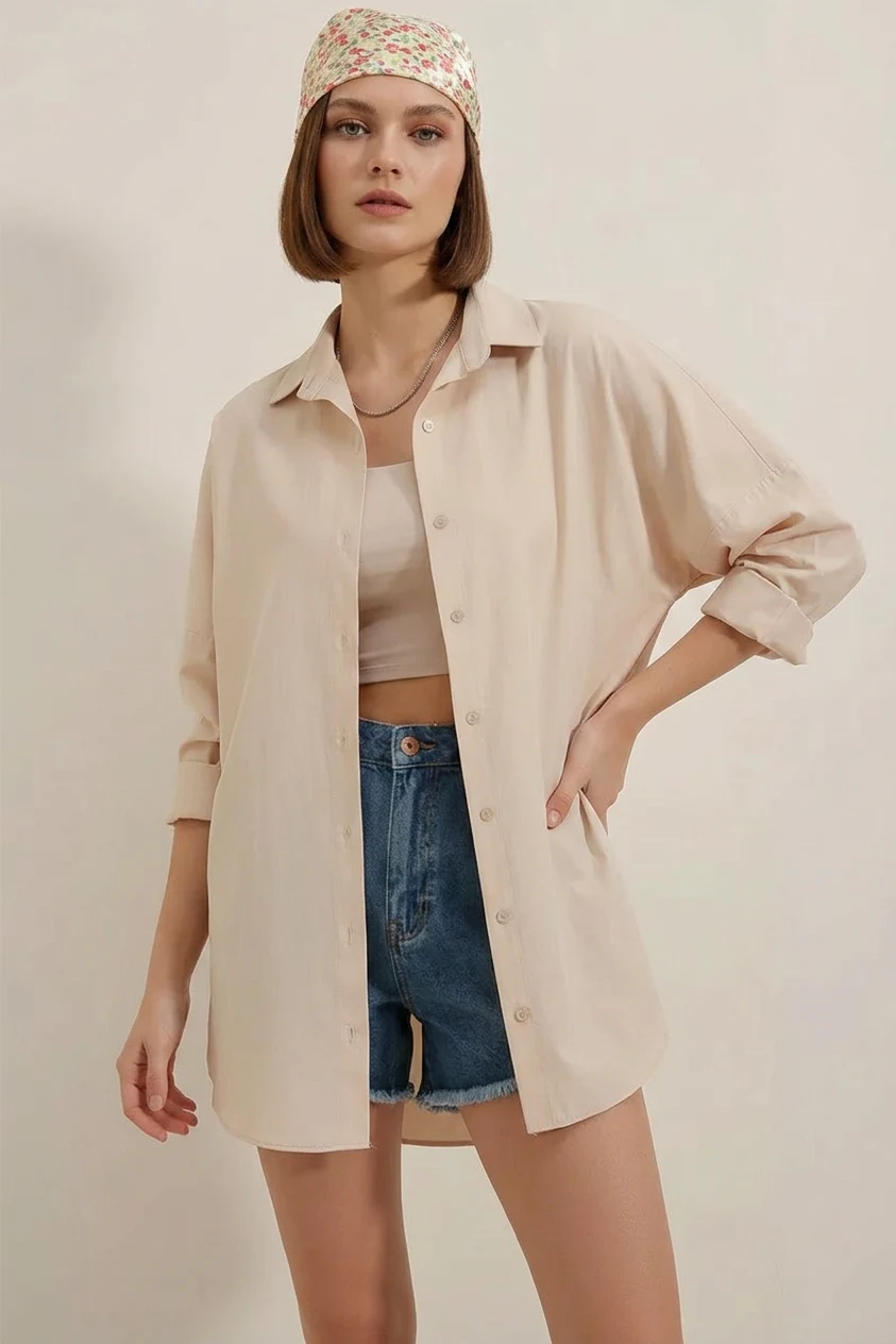  Kadın Oversize Basic Pamuklu Krem Gömlek 