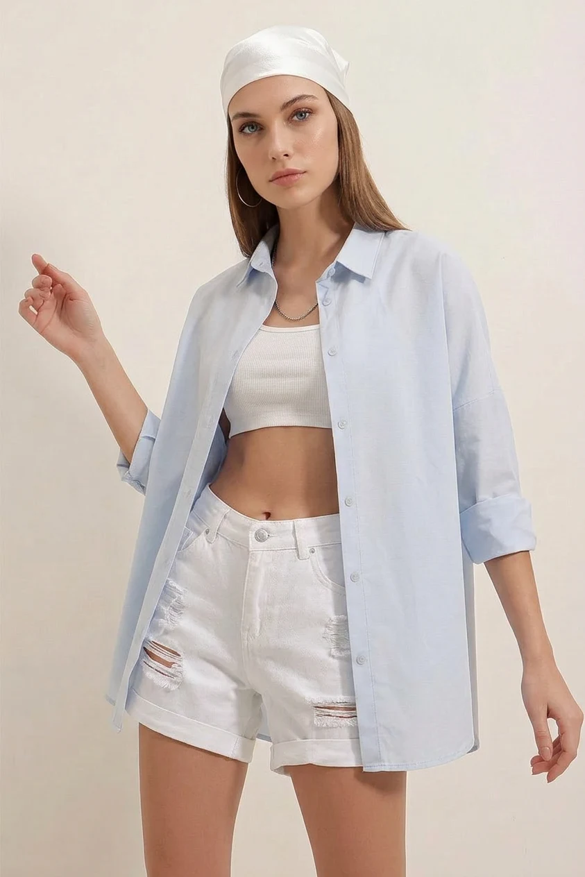  Kadın Oversize Basic Pamuklu Açık Mavi Gömlek 