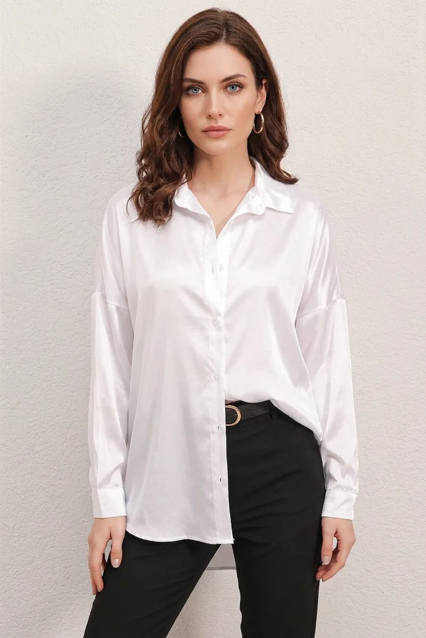  Kadın Oversize Saten Beyaz Gömlek 