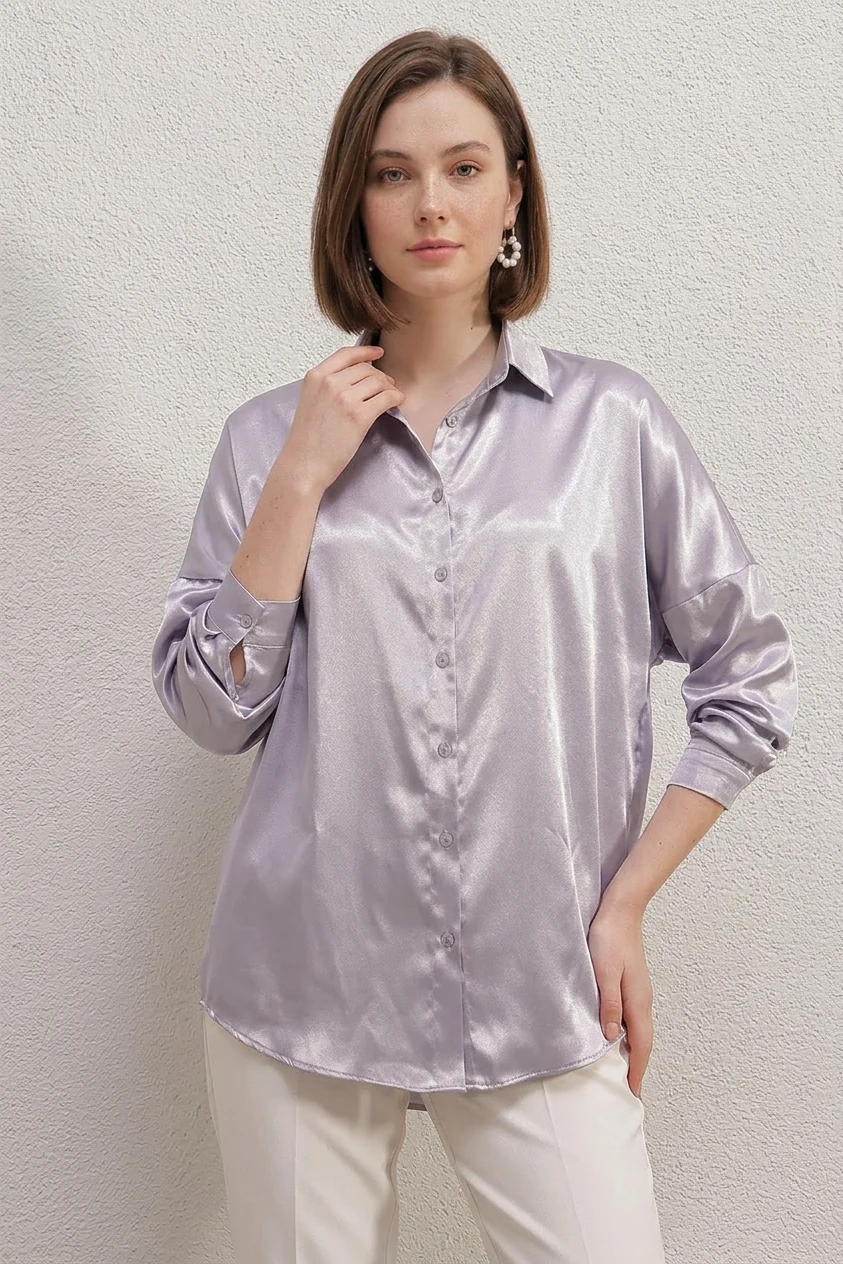  Kadın Oversize Kesim Saten Lila Gömlek 