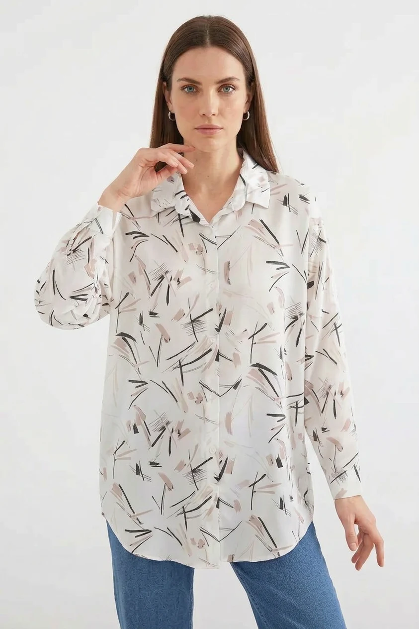  Kadın Oversize Desenli Saten Siyah Beyaz Gömlek 