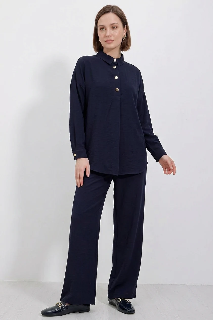  Kadın Düğmeli Oversize Lacivert Takım 
