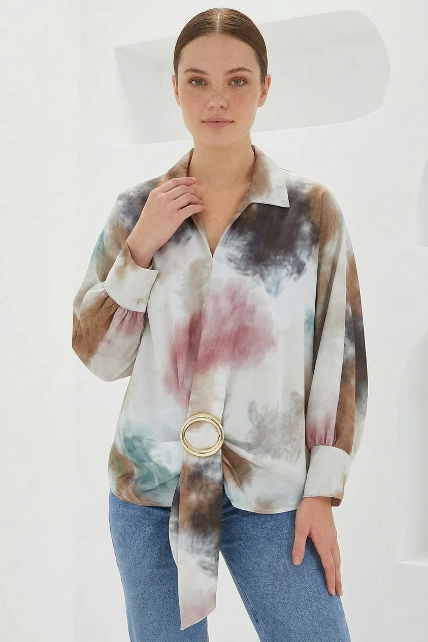  Kadın Beli Kuşaklı Oversize Desenli Saten Hardal Ekru Gömlek 